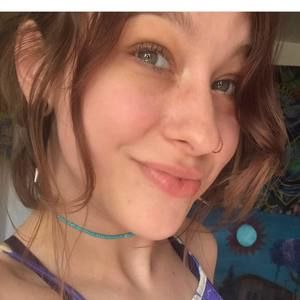 Meet your Posher, Alyssa